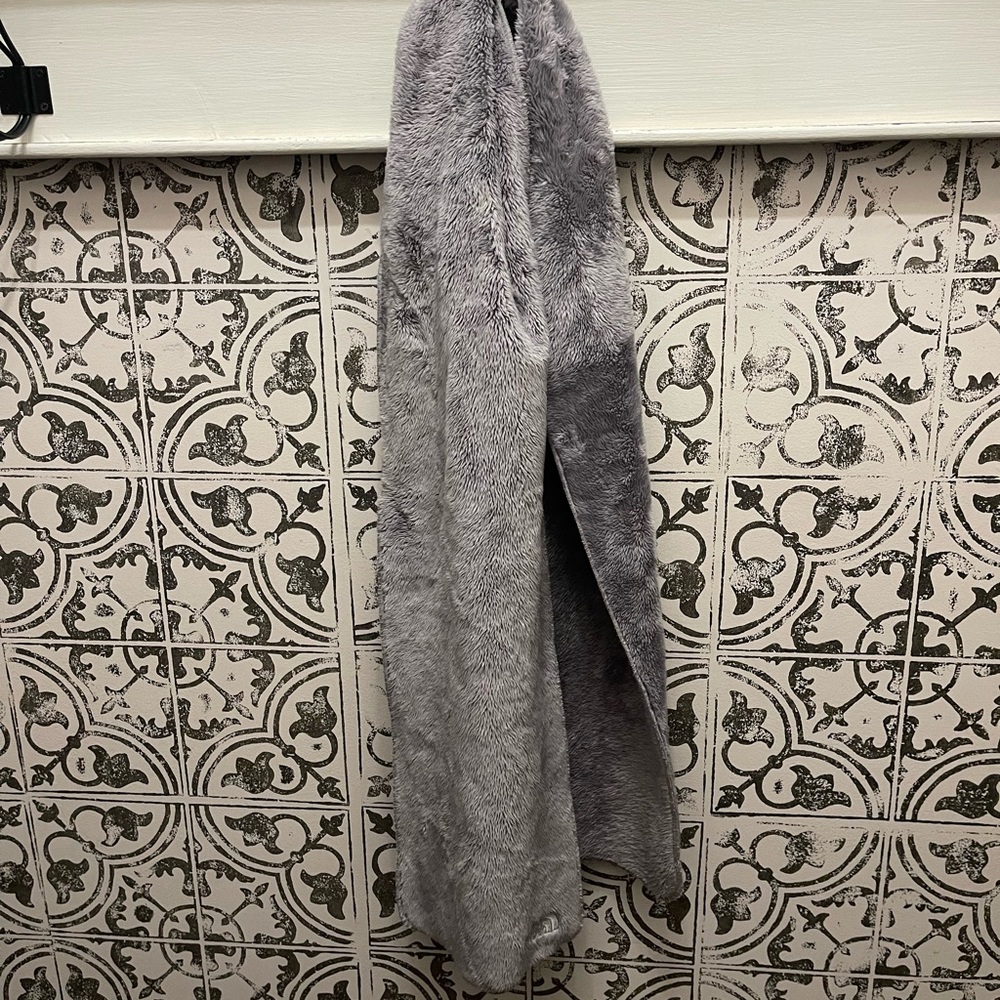 The North Face Grey Scarf 🧣